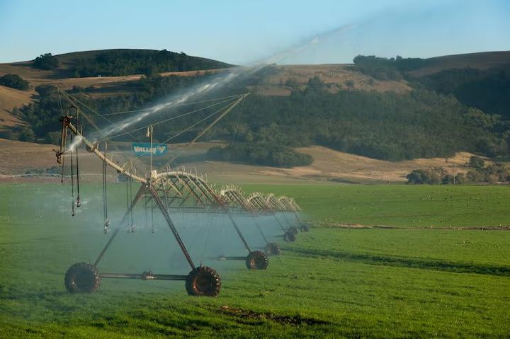 Modern Irrigation Systems Explained: Essential Guide for Better Water Management